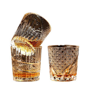 Ensemble de verres à whisky vintage en ambre gaufré, base lourde dorée, verres à whisky à la mode ancienne pour bar, cadeau - Product Image 1