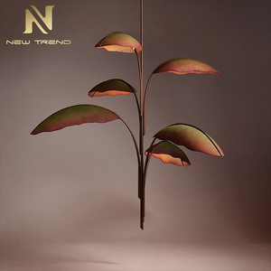 Lampadario Moderno per Interni con Foglie di Banana, Personalizzabile per Sala da Pranzo, Soggiorno e Camera da Letto - Product Image 3