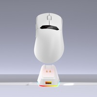 Souris de jeu légère rechargeable à trois modes avec capteur PAW3311 12000 DPI, écran numérique intelligent et base de charge RGB