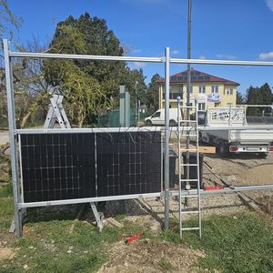 Kseng hàng rào năng lượng mặt trời <span class=keywords><strong>PV</strong></span> Tấm pin mặt trời hỗ trợ dọc mặt đất gắn hệ thống năng lượng mặt trời trang trại - Product Image 5