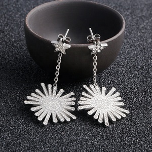 Mode dames ensemble de bijoux élégant Lumineux étoile et lune Série de Costume femmes ensembles de bijoux - Product Image 6