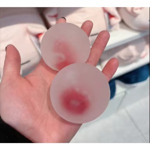 Juguete Antiestrés de Mochi con Forma de Fresa Entera y Azúcar de Malta: Alivia el Estrés, Combate la Frustración, Juguete de Compresión de Rebote Lento - Product Image 5