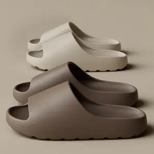 Sandal dan sandal lembut kasual mode baru produsen tren olahraga kustom dengan logo putih murah eva sandal selop untuk pria