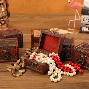 Antik-Stil Kleine Quadratische Umweltfreundliche Gravierte Holz-Hochzeitsbonboniere Handgefertigte Vintage-Fotografie-Requisiten Einzelstück - Product Image 2