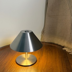 Đèn bàn sắt hình nón hiện đại có thể điều chỉnh với 3 chế độ màu sắc, sử dụng pin DC, dùng trang trí nhà cửa/văn phòng - Product Image 3