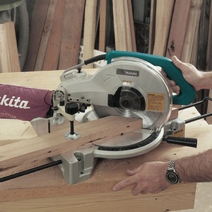 เลื่อยองศา Makita LS1045N ขนาด 255-260 มม. 4600 รอบต่อนาที เลื่อยไฟฟ้าสำหรับมืออาชีพ - Product Image 3