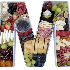 Scatola Personalizzata WENPACK a Forma di Lettera in Cartone Riciclato per Catering, <span class=keywords><strong>con</strong></span> Manico e Logo Stampato a Caldo - Product Image 1