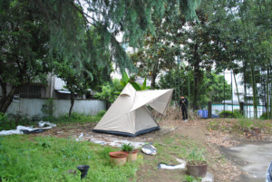 Carpa <span class=keywords><strong>tipi</strong></span> para 4 personas resistente al agua grande de color caqui, instalación instantánea de doble capa para acampar en familia, estilo <span class=keywords><strong>Tipi</strong></span> - Product Image 4