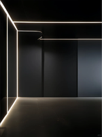 Panneau mural noir foncé ou personnalisable avec système d'éclairage LED intégré pour murs décoratifs et intérieurs commerciaux