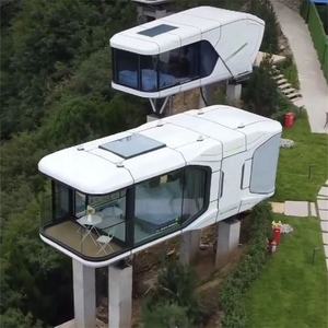 Maison capsule hivernale en acier préfabriquée et étanche pour lodges alpins et locations de saison de neige - Product Image 1