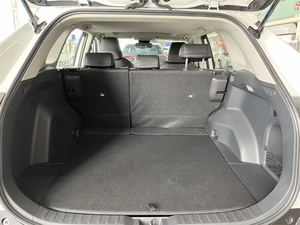 <span class=keywords><strong>TOYO</strong></span> TA R-A-V-4 FWD Auto de Lujo con Asientos de Cuero Cómodos, Caja de Cambios Automática, Tracción Delantera, Emisión Euro VI, Auto Usado con Volante a la Izquierda - Product Image 6
