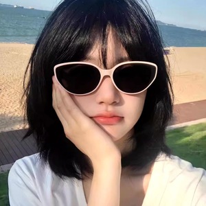 Gafas de sol retro estilo ojo de gato para mujer, montura completa, protección UV400, estilo de viaje, gafas de sol de moda para adultos - Product Image 2