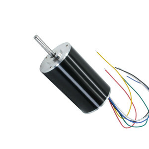Motor Eléctrico Miniatura DC Sin Escobillas 42x70mm para Aplicaciones de Robótica y Mecanizado con Cables - Product Image 4