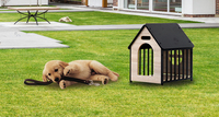 Gemütliches Indoor-Holzdesign-Haustier haus für kleine Hunde und Katzen Metall material Betthaus mit Lüftungs schlitzen Dreieck muster
