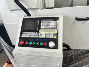 เครื่องกัดเฟืองเฉียงอัตโนมัติ CNC รุ่น YK3180 เครื่องตัดเฟือง - Product Image 2