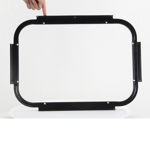 Fenêtre manuelle pour camping-car en alliage d'aluminium acrylique anti-UV et étanche, 1450*550mm, avec cadre à serrage rapide et design à coins arrondis pour une meilleure étanchéité - Product Image 3