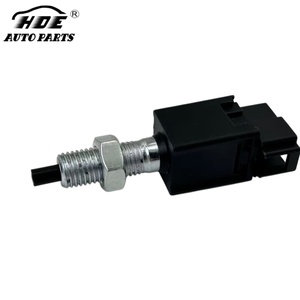 สวิตช์ไฟเบรกขายส่งสำหรับ FORD RANGER รุ่น 93810-22100 37740-60D01 XM34-13480-BA - Product Image 2