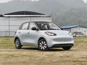Горячая цена 2025 Wuling Bingo Lynx Connect Edition Электромобиль 333 км 5 дверей 4 места Малолитражный автомобиль - Product Image 3