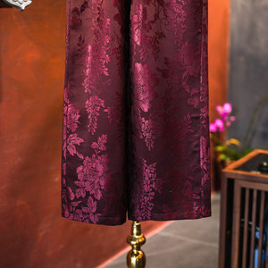 Vêtements pour femmes originaux, nouveau style chinois, pantalon large à taille haute élastique en soie rouge Xiangyun Sha, amincissant, 5910 - Product Image 3