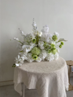 Nouvelle Arrivée M-FR57 Centre de Table Floral Artificiel Personnalisé en Forme de Boule de Fleurs pour Mariages et Événements