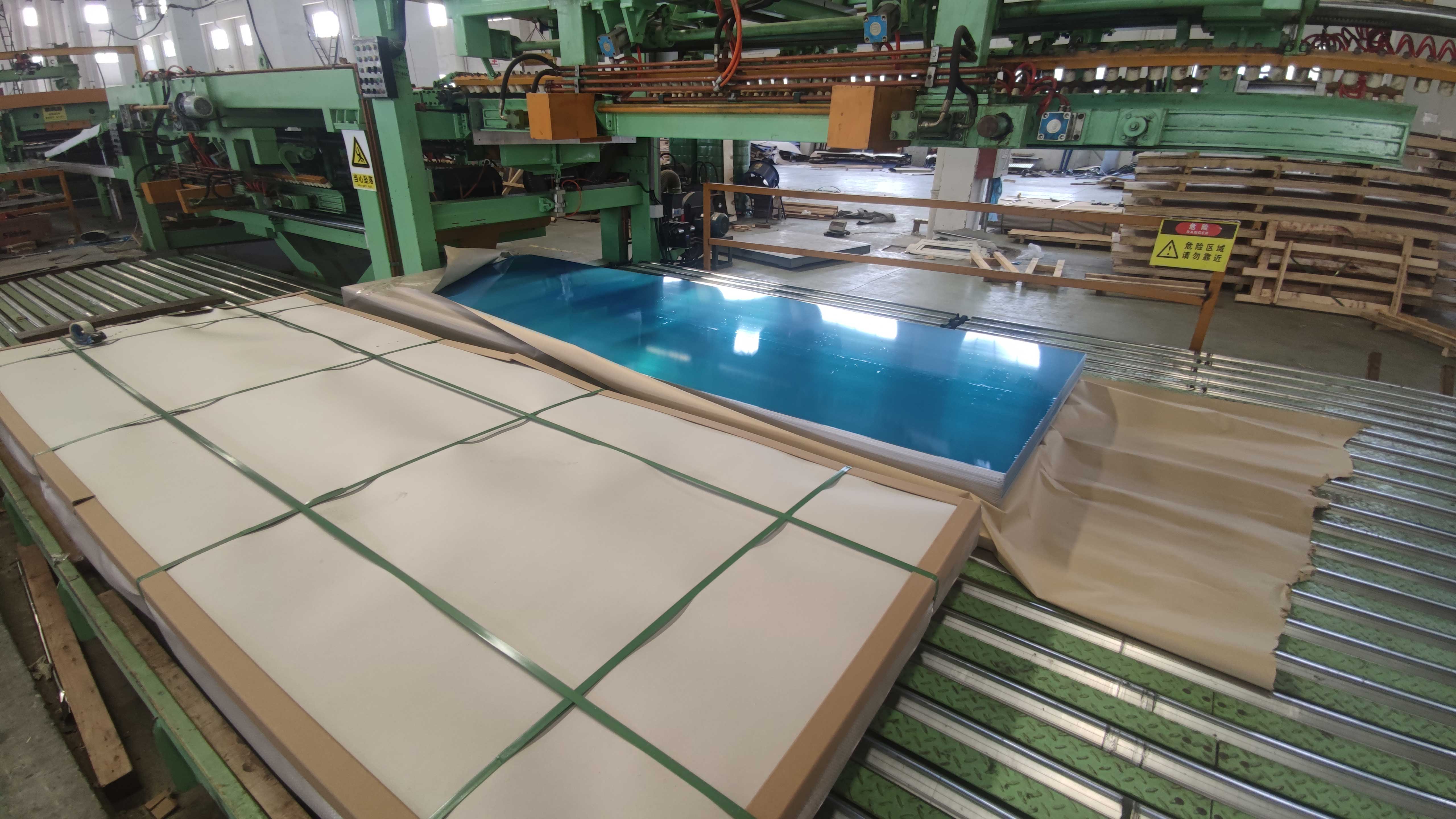 China Factory Wholesale Price 1000 Series Aluminum Sheet Plate 1060 Coated Aluminum Plate