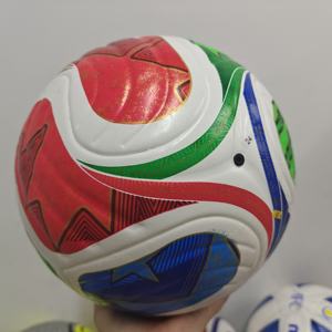 Balones de Fútbol Profesionales Cosidos a Máquina, Tamaño 5/4, para Equipos y Distribuidores, Grado Torneo 2026, Suministro al por Mayor - Product Image 3