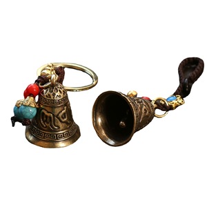 <span class=keywords><strong>Campana</strong></span> de latón con mantra de seis caracteres, llavero estilo retro, colgante de <span class=keywords><strong>campana</strong></span> con el Sutra del Corazón para decoración de coche, bolso y llaves - Product Image 6