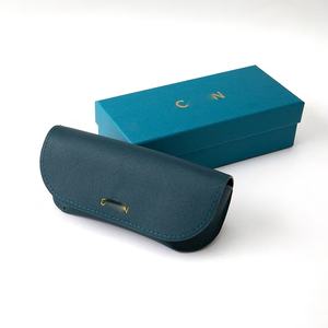 <span class=keywords><strong>Estuche</strong></span> <span class=keywords><strong>para</strong></span> Gafas de Sol Portátil y Elegante con Cierre Magnético, Cubierta Superior e Inferior de Tela Suave <span class=keywords><strong>para</strong></span> Guardar Gafas - Product Image 5