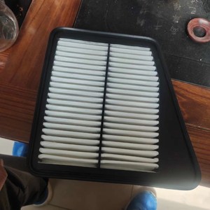 Filtro de aire 28113-J5300 para vehículos Kia tamaño estándar con accesorios de montaje - Product Image 2