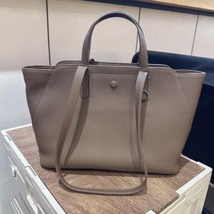 Sac cabas femme en cuir de vachette grainé sans marque, doublure en sergé de coton, style chic parisien, pour le quotidien, fournisseur en gros de boutiques européennes - Product Image 2
