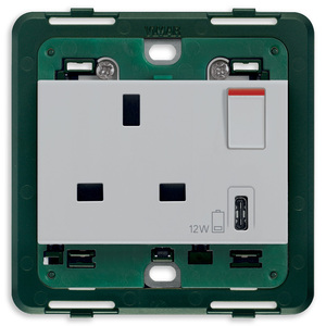 Vimar <b>Socket</b> 2P+T 13A With <b>USB</b> <b>C</b> Port Silver 12W Charging - Product Image 1