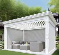 Pergola de jardin en aluminium sur mesure à toit motorisé avec capteur de pluie pour terrasse extérieure et balcon - Vente en gros usine