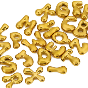 Fabrication en gros de breloques vintage tendance avec lettres de l'alphabet, plaquées or 18 carats, en acier inoxydable, pendentif initial unique, bijoux - Product Image 6