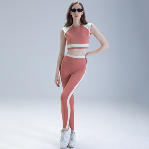 Conjunto Deportivo Aoyema con Diseño de Contraste, Estilo Vintage, Camiseta Corta con Relleno y Leggings para Yoga, Ropa de Gimnasio para Mujer - Product Image 6