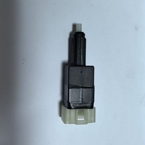 Interruptor de luz de freno Hino 88280-E0051 para camión, número de pieza de repuesto 81234 - Product Image 5
