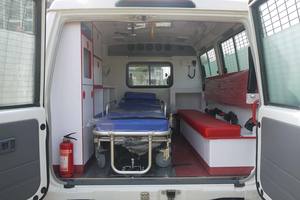 4x4 To-yota LC nouvelle voiture d'ambulance médicale ICU à transmission manuelle diesel avec système de surveillance - Product Image 6