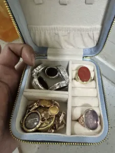 Eco-friendly Hotsale Multi Color Velvet Bote Bijoux Jewelry <b>Box</b> Portable Travel Case For Sorting Necklace Ring Stud <b>Earring</b> Bijo - Product Image 4