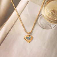 Collier Cœur Coquillage Style Océan KITI, Bijou Anti-ternissement, Pendentif en Acier Inoxydable Plaqué Or 18K