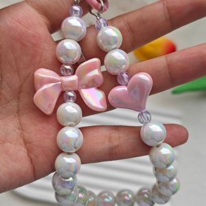 Llavero con Cuentas Color Macarrón, Correa para Teléfono con Lazo en Forma de Corazón y Colgante para Bolso, Modelo ELLA - Product Image 5