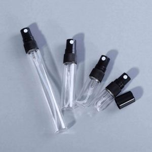 Venta al por mayor de mini envases de lujo vacíos de vidrio transparente para muestras de perfume y aceite, cuadrados de 2ml, 3ml, 5ml, 10ml, personalizables con serigrafía. - Product Image 2