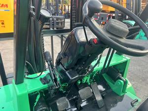 Mitsubishi <b>Forklift</b> Lifting Capacity 5ton Japan Made FD50 2/3 Mast 4.5m Secondhand 4WD Solid Tire Diesel Hydraulic Offroad - Product Image 5