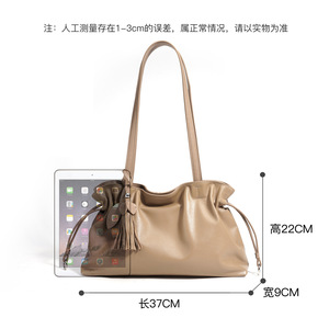 Bolso de Hombro de Cuero Genuino para Mujer, Diseño Simple, Gran Capacidad, con Hebilla Magnética y Borla, Nueva Moda Primavera 2026 - Product Image 4