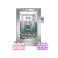 Machine de remplissage de savon liquide, de détergent et de shampoing avec système de bouchage et d'étiquetage pour ligne d'emballage