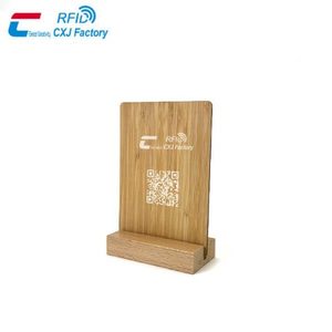 Tap NFC Social Media Código <span class=keywords><strong>QR</strong></span> personalizado Chip NFC sin contacto Google Play Tarjeta de regalo Google Review Tap Wood Display Stand - Product Image 4