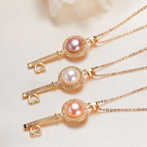 Collier pendentif en perles dorées plaqué cuivre en gros, source d'eau douce célèbre pour les bijoux de femmes - Product Image 1