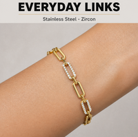 Bracelet à breloques vintage en cuivre plaqué or avec pierres en zircon pour femmes