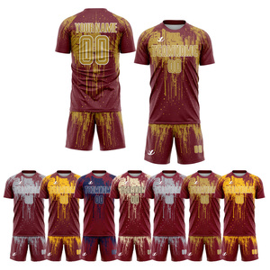 Ensembles d'uniformes de football professionnels complets et respirants pour unisexe, comprenant maillot, short et chaussettes assortis, options de personnalisation de la marque - Product Image 1