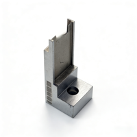 Gabarit de positionnement à rainure d'angle droit en acier inoxydable, usiné sur mesure par CNC, gabarit de centrage en L, outillage pour équipement d'automatisation