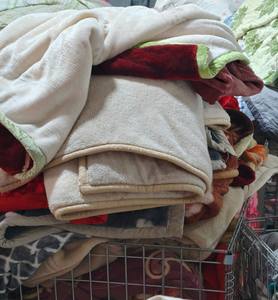 ราคาประหยัด ทำความสะอาดง่าย คุ้มค่า ใช้ได้กับเตียงหลายขนาดและหลายรูปแบบ ผ้าปูที่นอนมือ<span class=keywords><strong>สอง</strong></span>ขนาดควีนไซส์ - Product Image 4