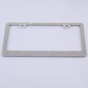 Cadre de plaque d'immatriculation en acier inoxydable incrusté de diamants, à trous carrés, type chaîne, spécifications américaines/canadiennes/américaines du Nord, avec strass en <span class=keywords><strong>cristal</strong></span> - Product Image 5